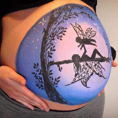 Embarazo - Pintando su tripa - belly painting - lápiz creativo